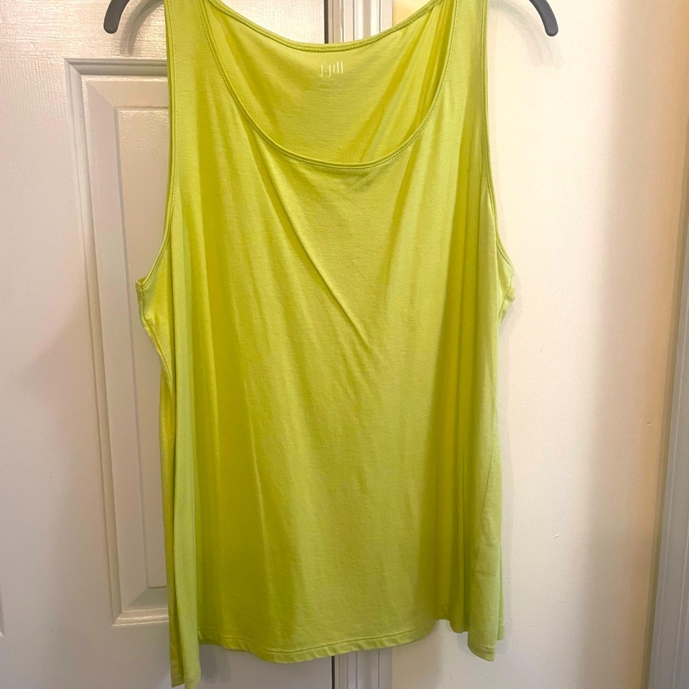Lightweight J Jill tank